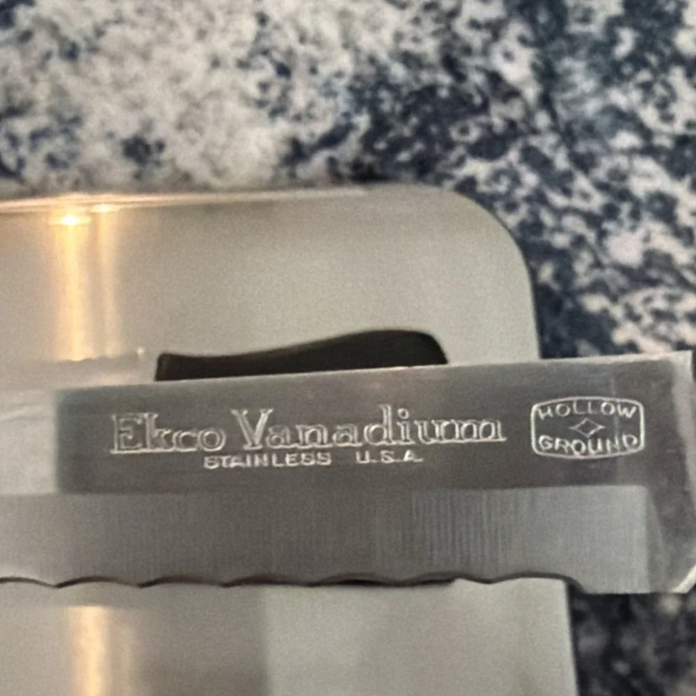 Set Of 4 Vtg Ecko Vanadium Blue Dutch Tulip Serrated Steak Knives‎ Stainless USA
